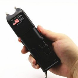 928型黑鷹高壓防身電擊器